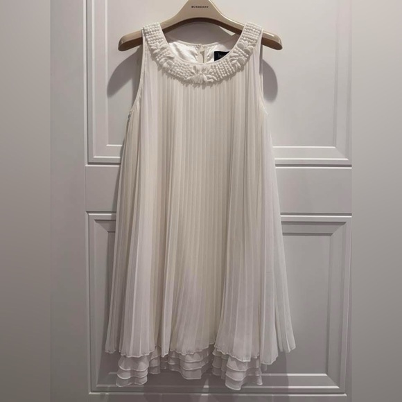 Laundry By Shelli Segal Other - LAUNDRY by Shelli Segal White Girls Dress